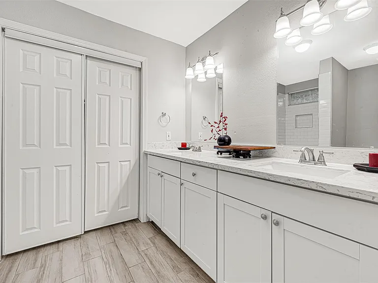 5009 Bataan Rd — Photo 21