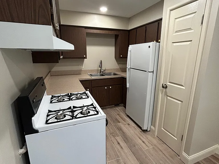 2620 S 70th St #104 — Photo 5