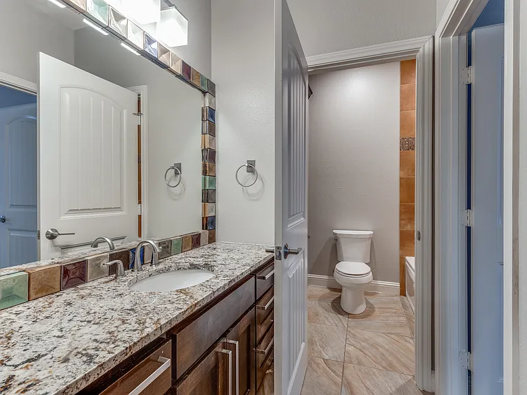 3141 Greene | Fabulous 5 bedroom home walking distance to TCU | Bathroom 2