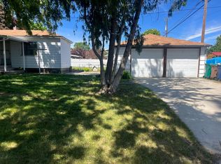 4104 N Hawthorne St, Spokane, WA 99205