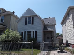 108 Le Roy St, River Rouge, MI 48218