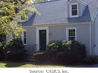 20 Daniel Rd, Hamden, CT 06517