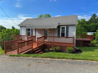 81 Baltimore St, Irwin, PA 15642