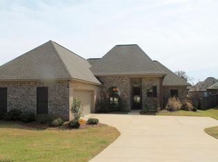 117 Essen Ln, Madison, MS 39110