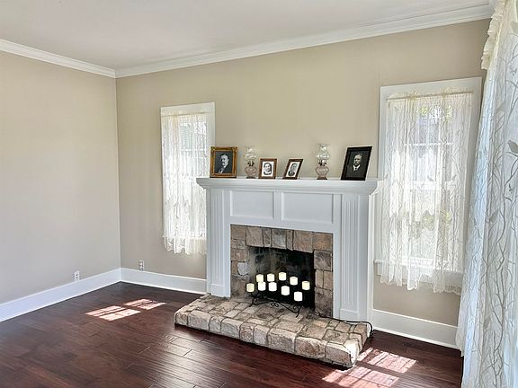 2nd image of 217 S Grandview Ave