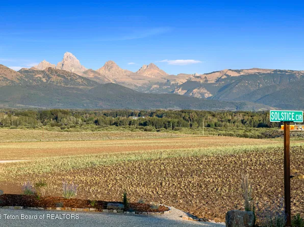 4 Solstice Cir, Tetonia, ID 83452
