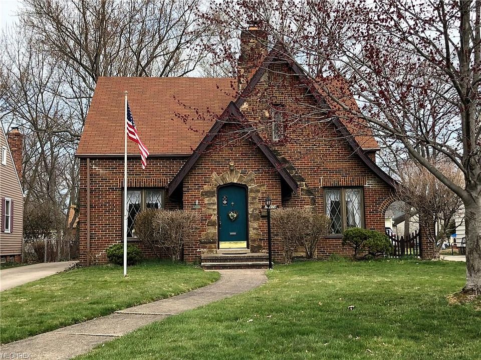 1st image of 21474 Cromwell Ave