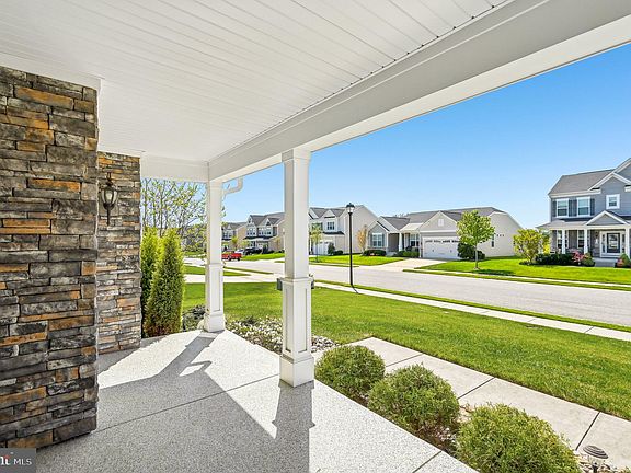 4th image of 707 Montravel Ct