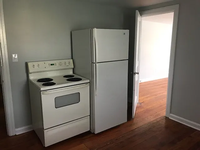 3901B Elkins Ave — Photo 11