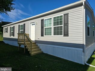 3589 Mobile Rd, Harrisburg, PA 17109