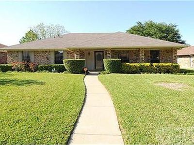 925 Brownfield Dr, Mesquite, TX, 75150