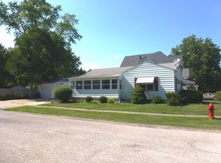 101 W Webster St, Clinton, IL 61727