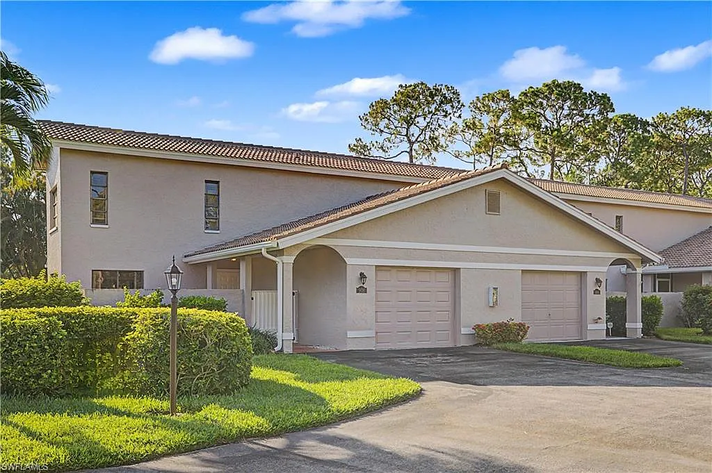 3 bed, 2.0 bath, 1533 sqft, $2,600 — Photo 1