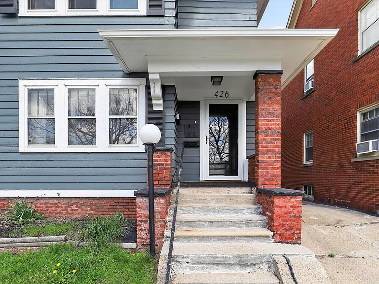 426 Floyd St #A — Photo 5
