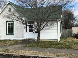 505 W 10th St, Metropolis, IL 62960