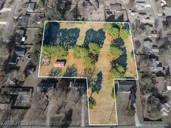 Rena Rd, Van Buren, AR 72956