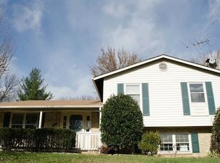 510 Fillmore St, Herndon, VA 20170