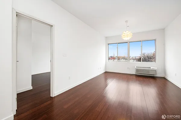 Rented by Oxford Property Group | media 31