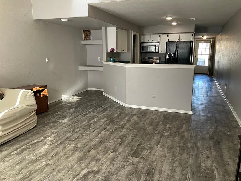 634 Green Valley Rd #G5 — Photo 3