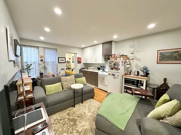 65 Eighth Avenue image 1 of 14