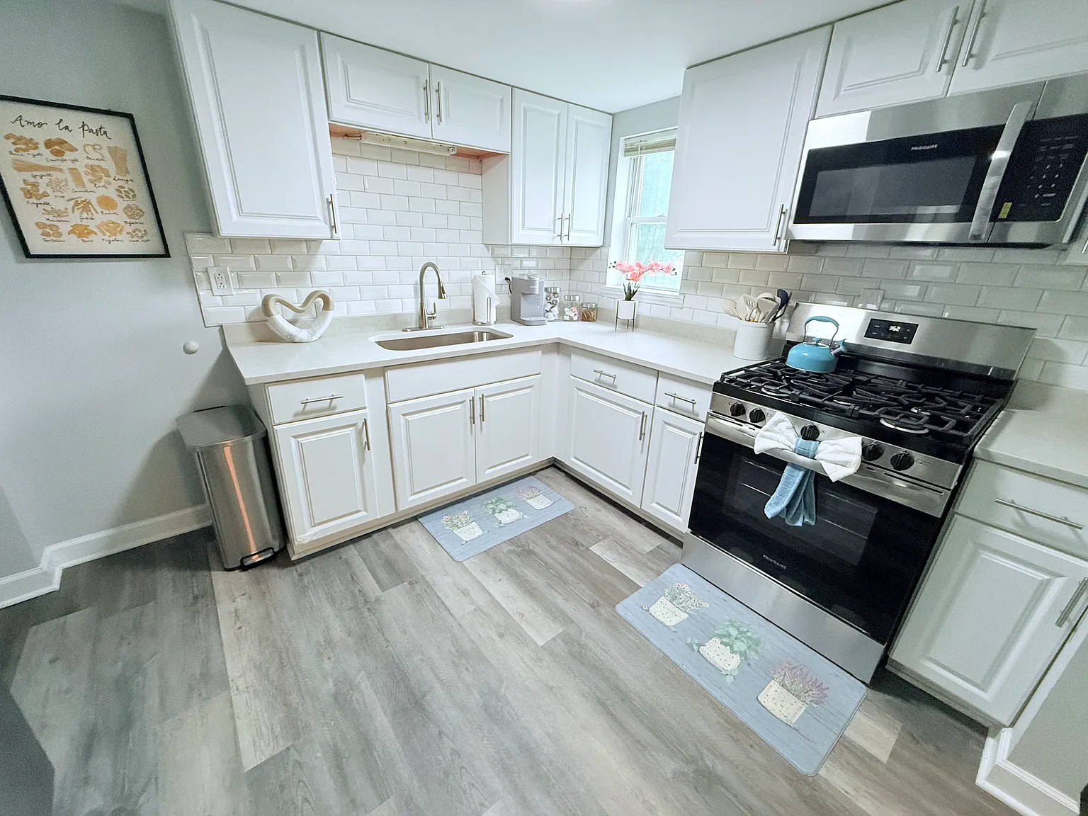 228 N Grant St — Photo 2