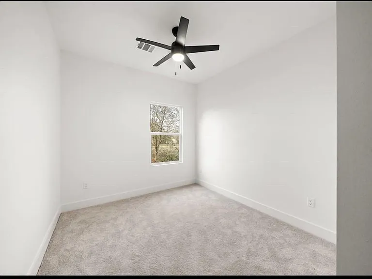 9240 Culver St #B — Photo 12