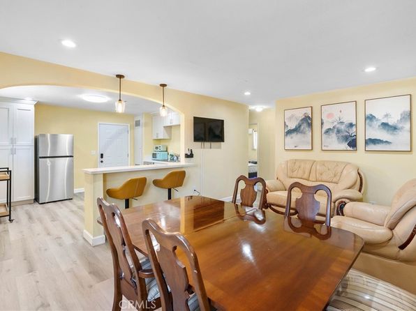 santa-ana-california-448100967 picture