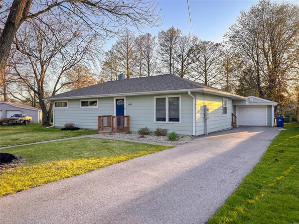 3402 Forsyth Pl, Godfrey, IL 62035