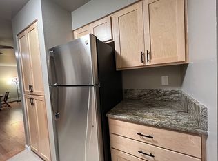 4215 N Carefree Cir APT B, Colorado Springs, CO 80917