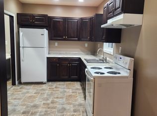 609 S Main St #B, Mount Vernon, OH 43050