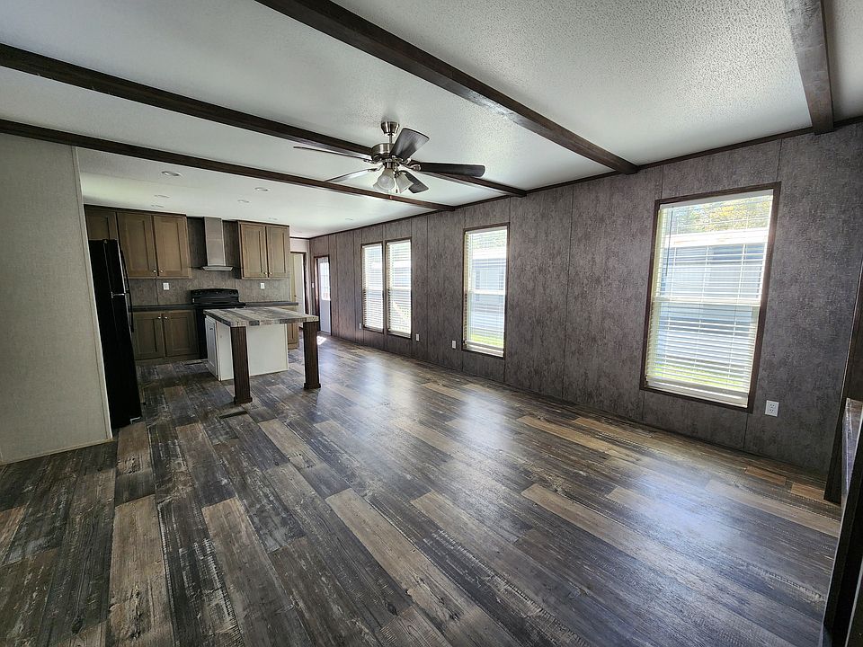 1st image of 1800 N Live Oak St #10