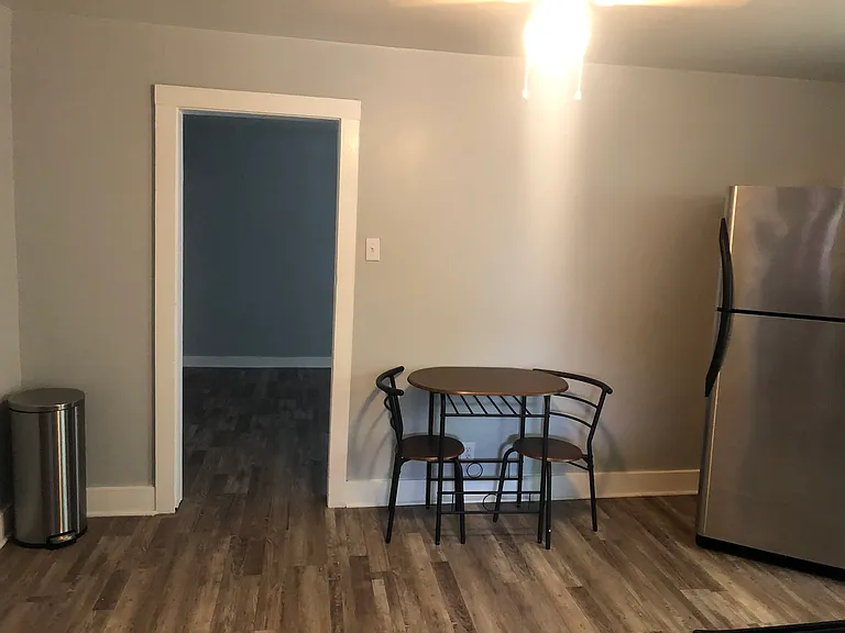800 Shelby Ave #4 — Photo 7
