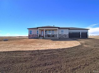 45400 Wolf Creek Dr, Bennett, CO 80102