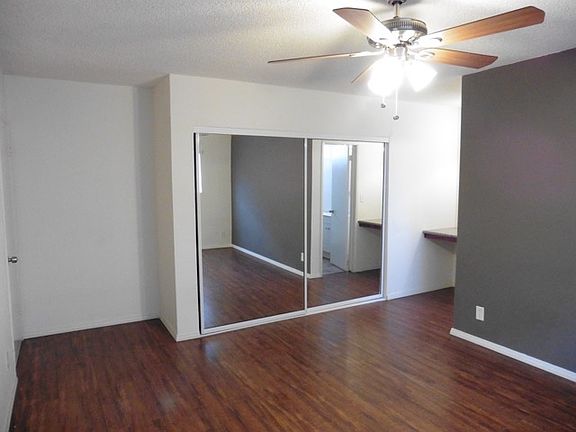 3rd image of 6545 S Victoria Ave APT 1