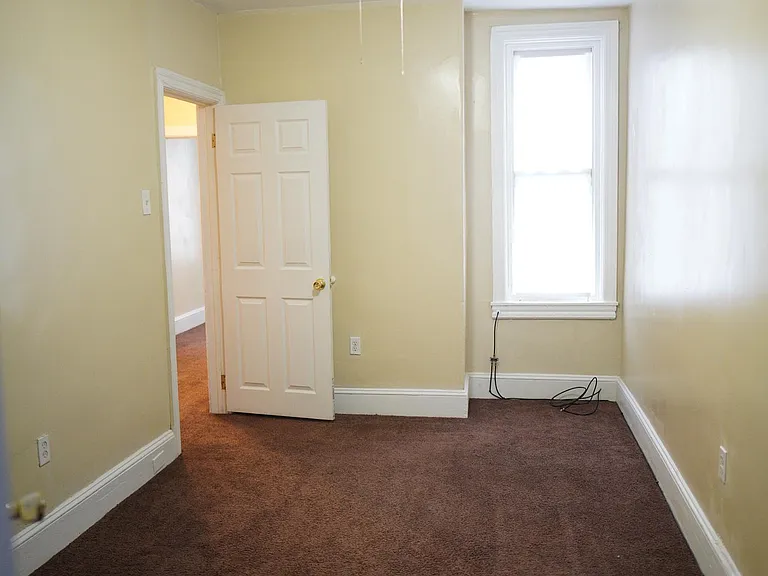 1482 N Wilton St — Photo 18
