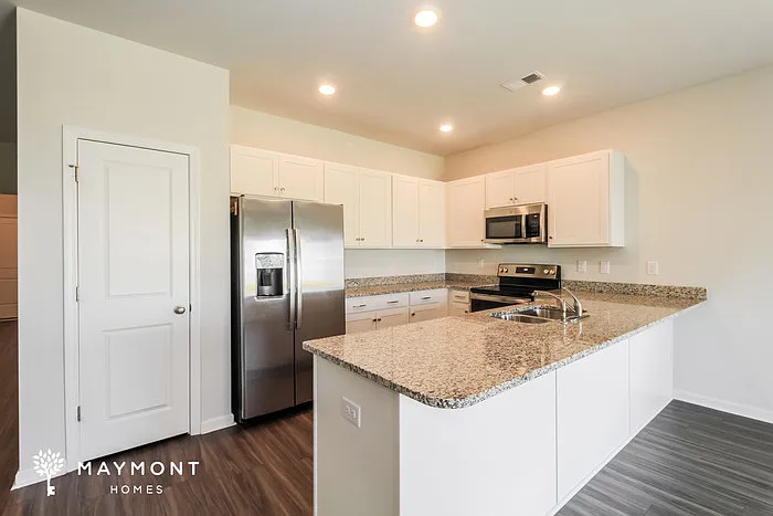 311 Augustine Dr — Photo 6
