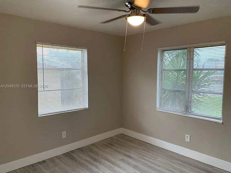 6317 SW 18th St #1 — Photo 18