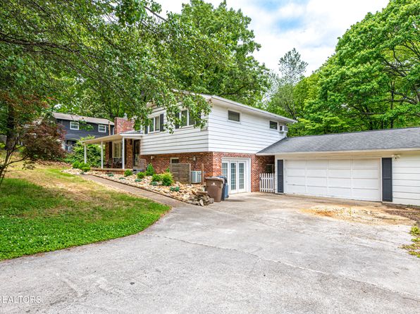 3424 Peachwood Rd, Knoxville, TN 37921