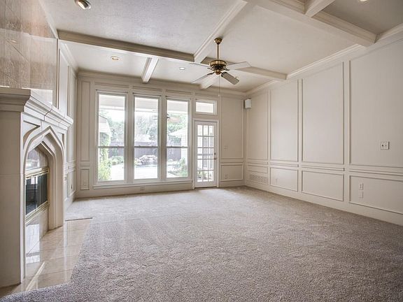 3rd image of 18503 Park Grove Ln