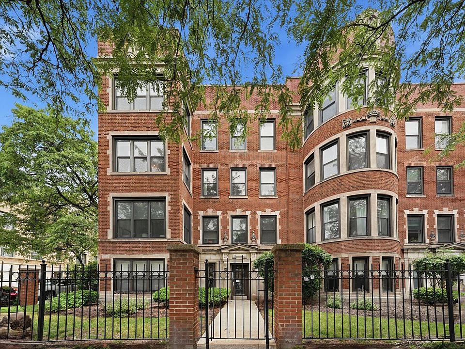 1st image of 4121 N Sheridan Rd APT 2N