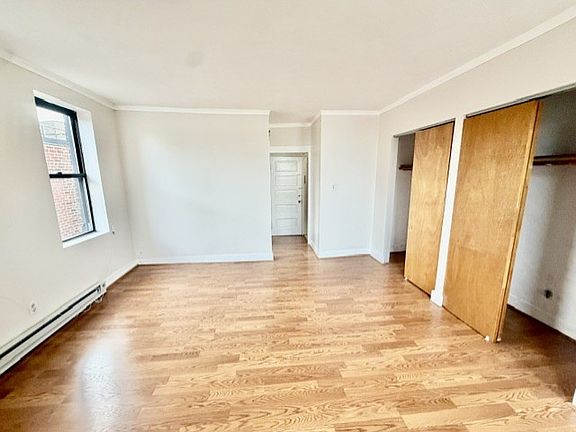 4th image of 16 Fleet St APT 3