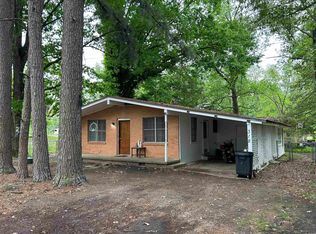 318 E 12th St, Judsonia, AR 72081
