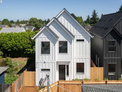 319 N Holland St, Portland, OR, 97217