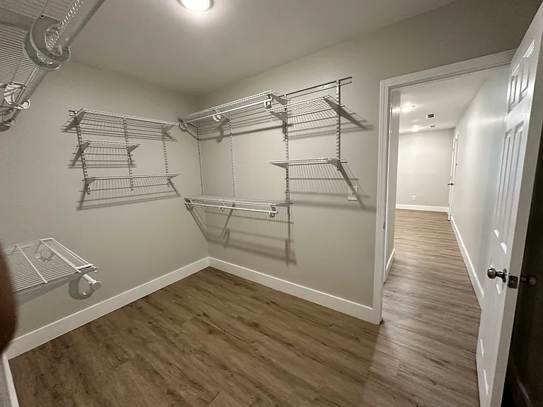 1893 Ridgeland Dr — Photo 10