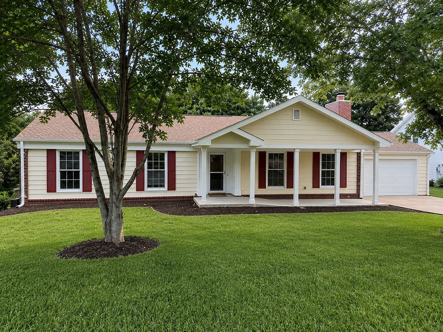 18 Winslow Ln — Photo 2