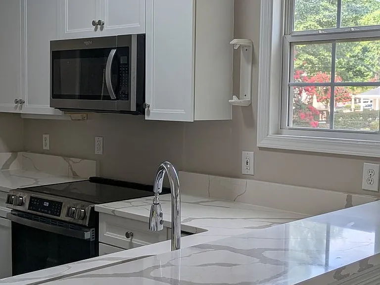 7706 Astoria Pl — Photo 11