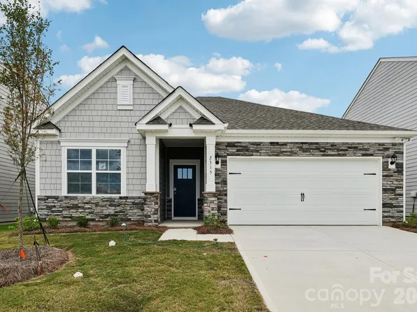 45 Ridgehaven Dr, Waynesville, NC 28786