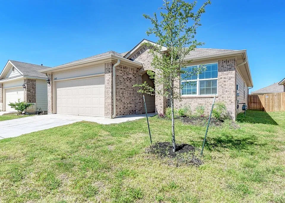 3602 Conyers Ln