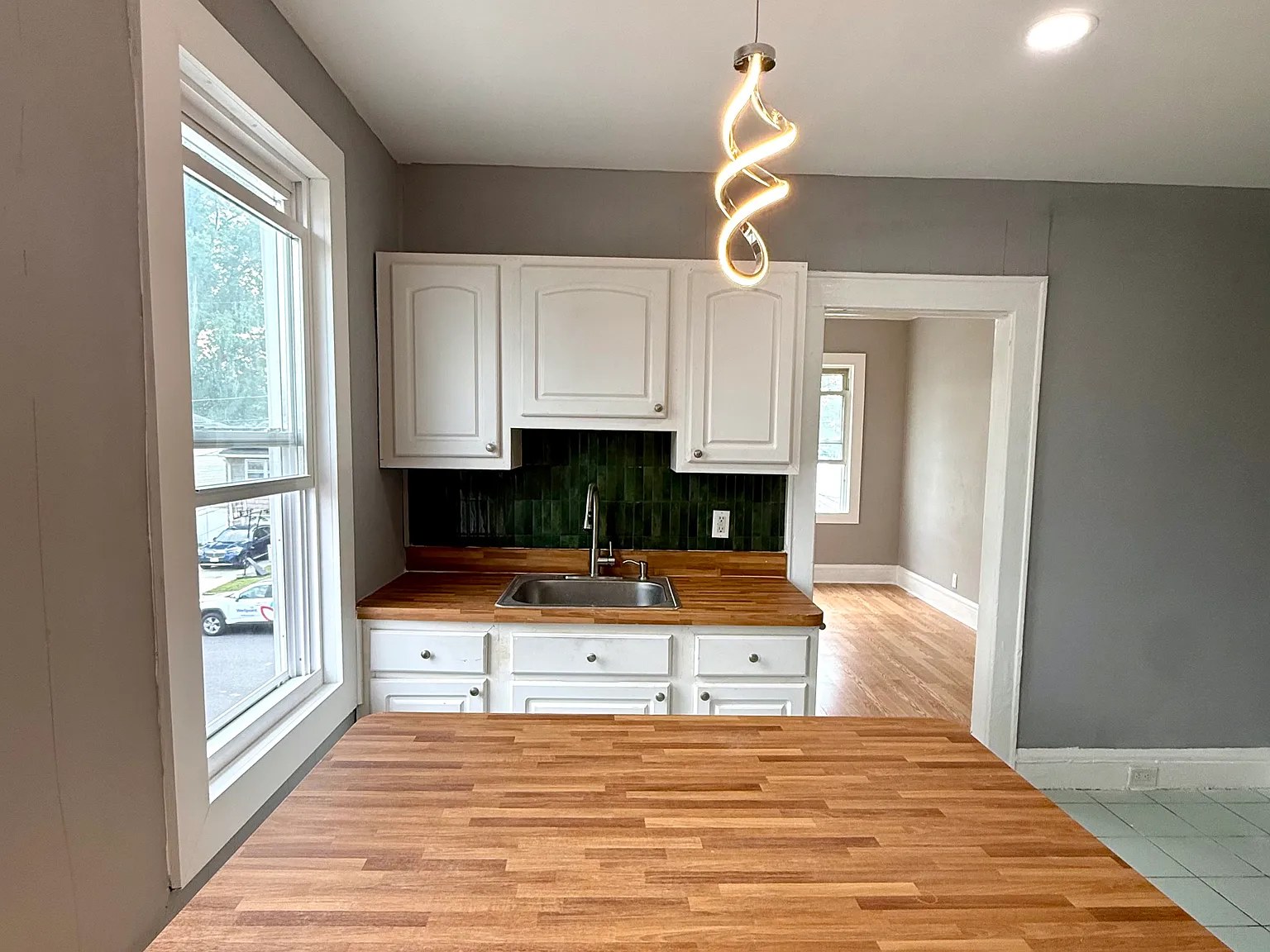 2 bed, $2,350 — Photo 3