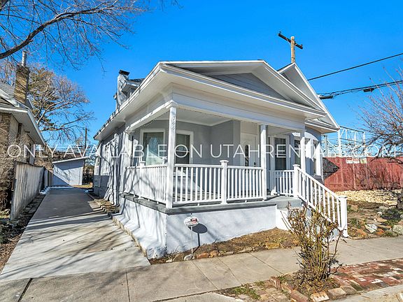 4th image of 744 S Roberta St